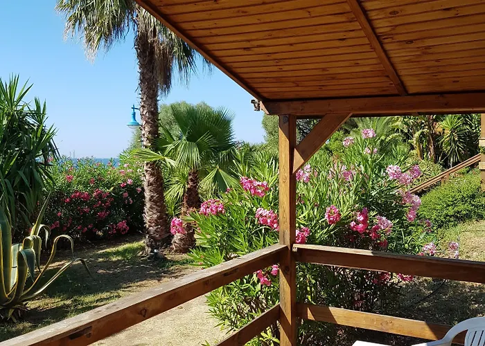 Mare E Monti Hotel 3*